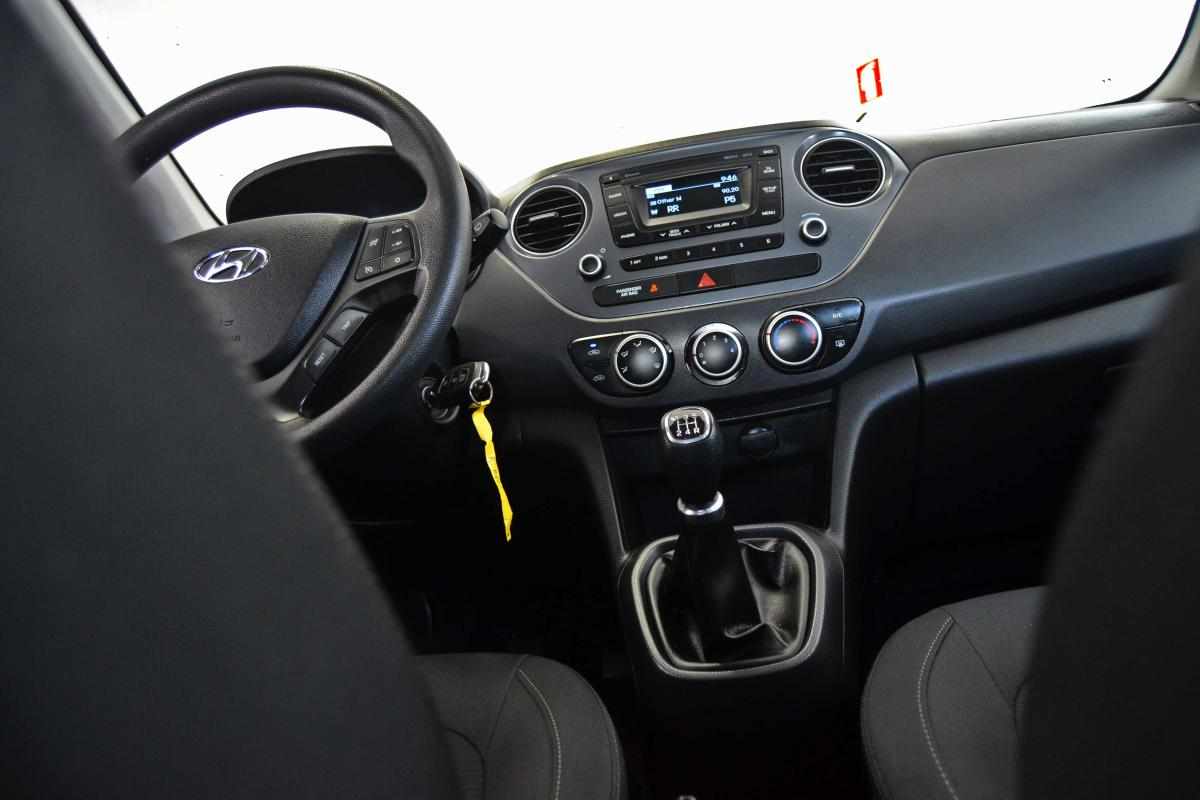 hyundai-i10-1-0-blue-2017-gasolina-998cc
