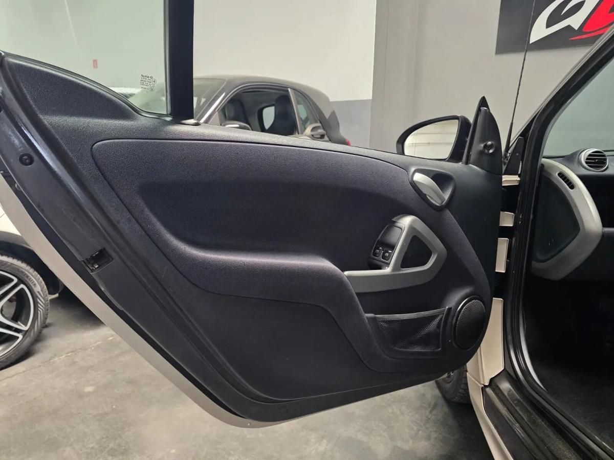 smart-fortwo-2013-gasolina-999cc