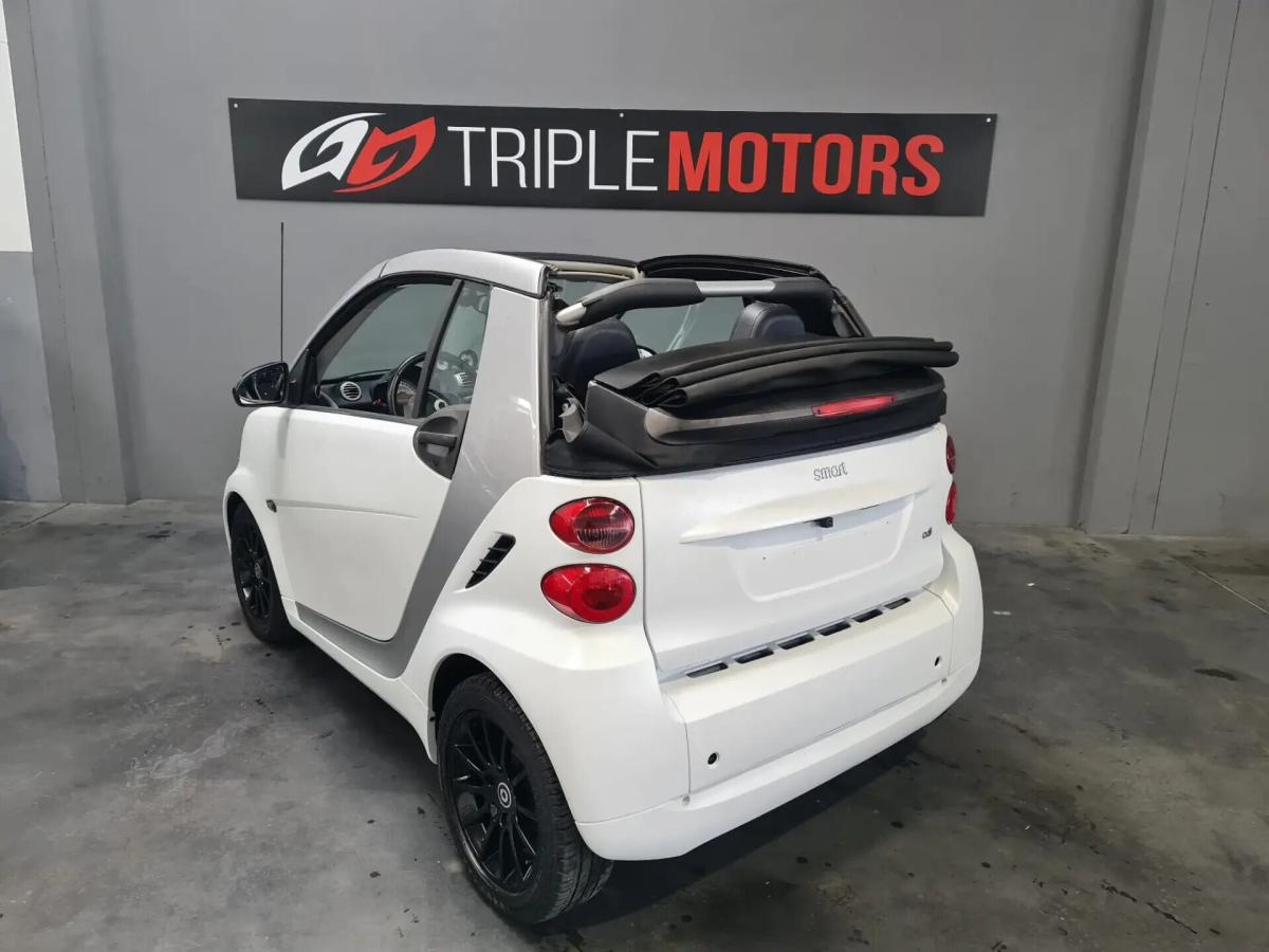 smart-fortwo-2011-diesel-799cc