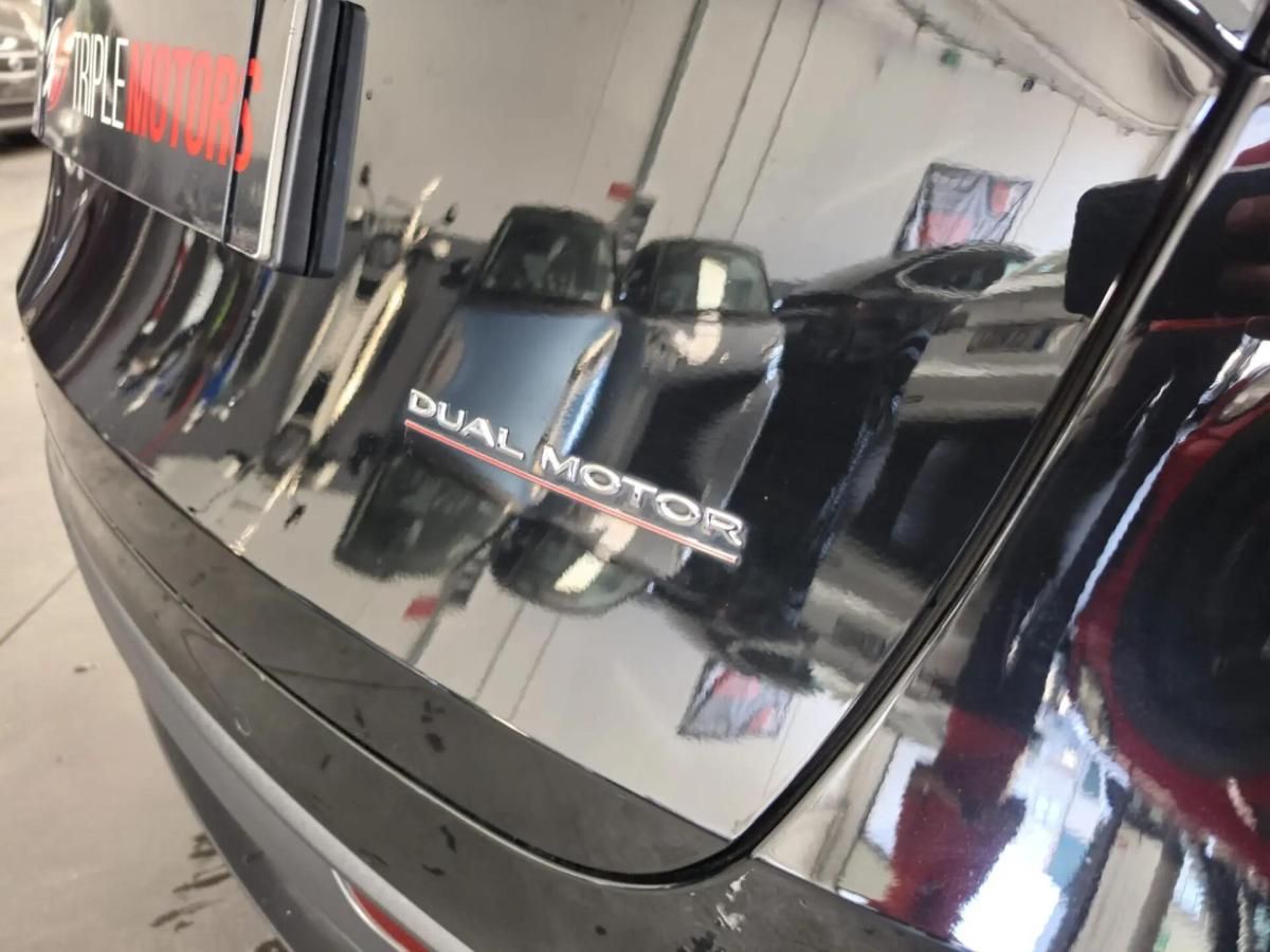 tesla-model-y-2022-eletrico-0cc