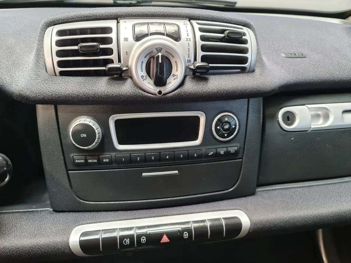 smart-fortwo-2011-diesel-799cc