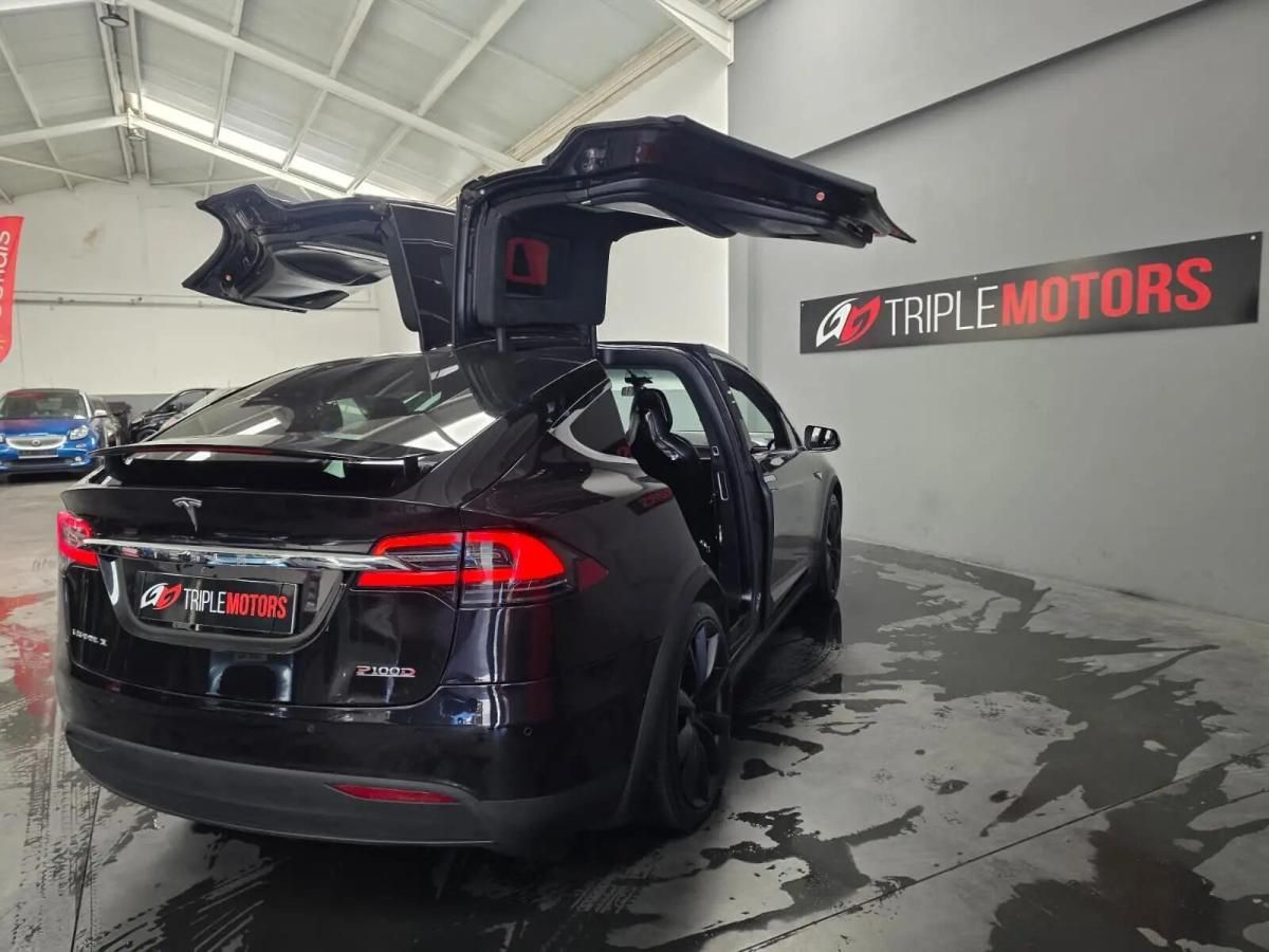 tesla-model-x-2016-eletrico-0cc
