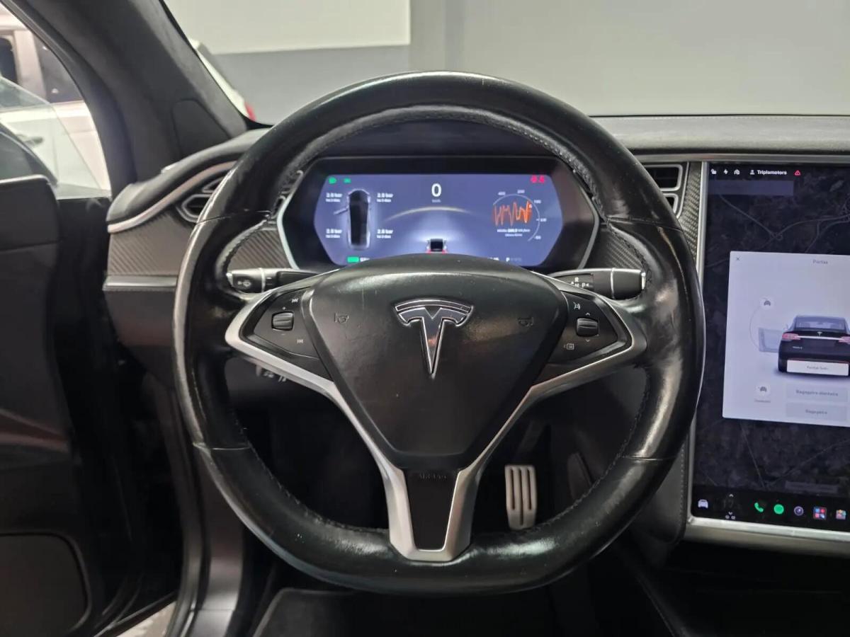 tesla-model-x-2016-eletrico-0cc