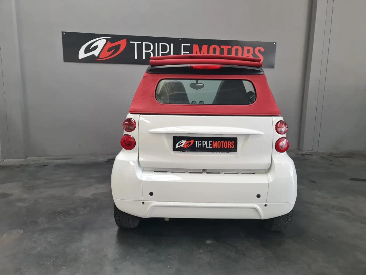 smart-fortwo-2011-diesel-799cc