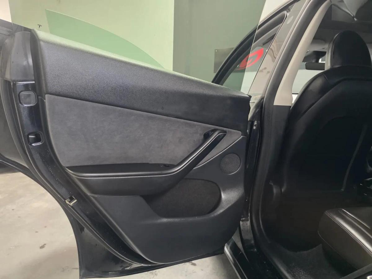 tesla-model-y-2023-eletrico-0cc