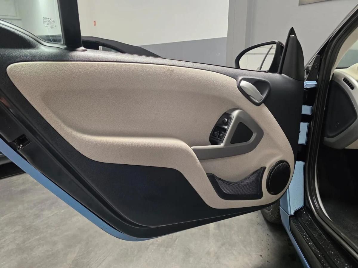 smart-fortwo-2011-diesel-799cc