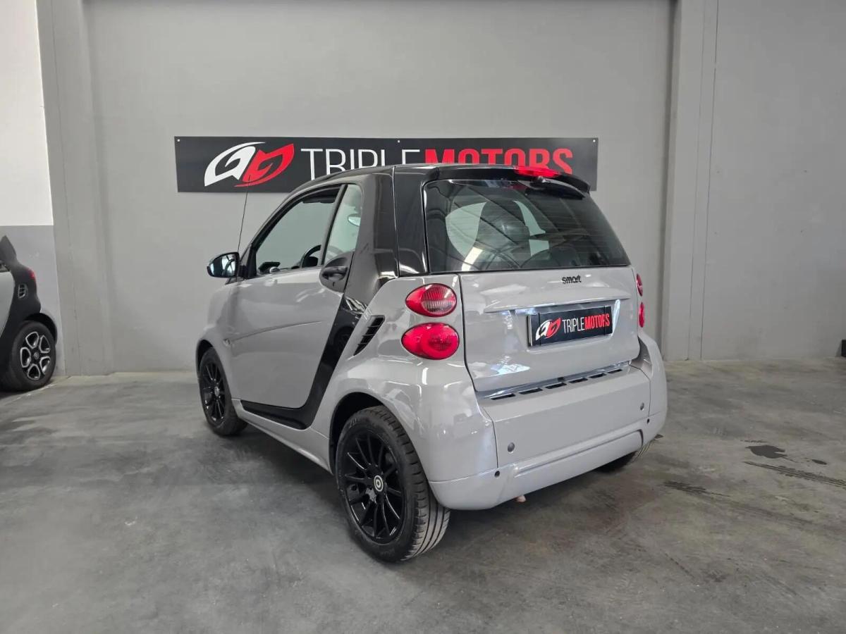 smart-fortwo-2011-diesel-799cc