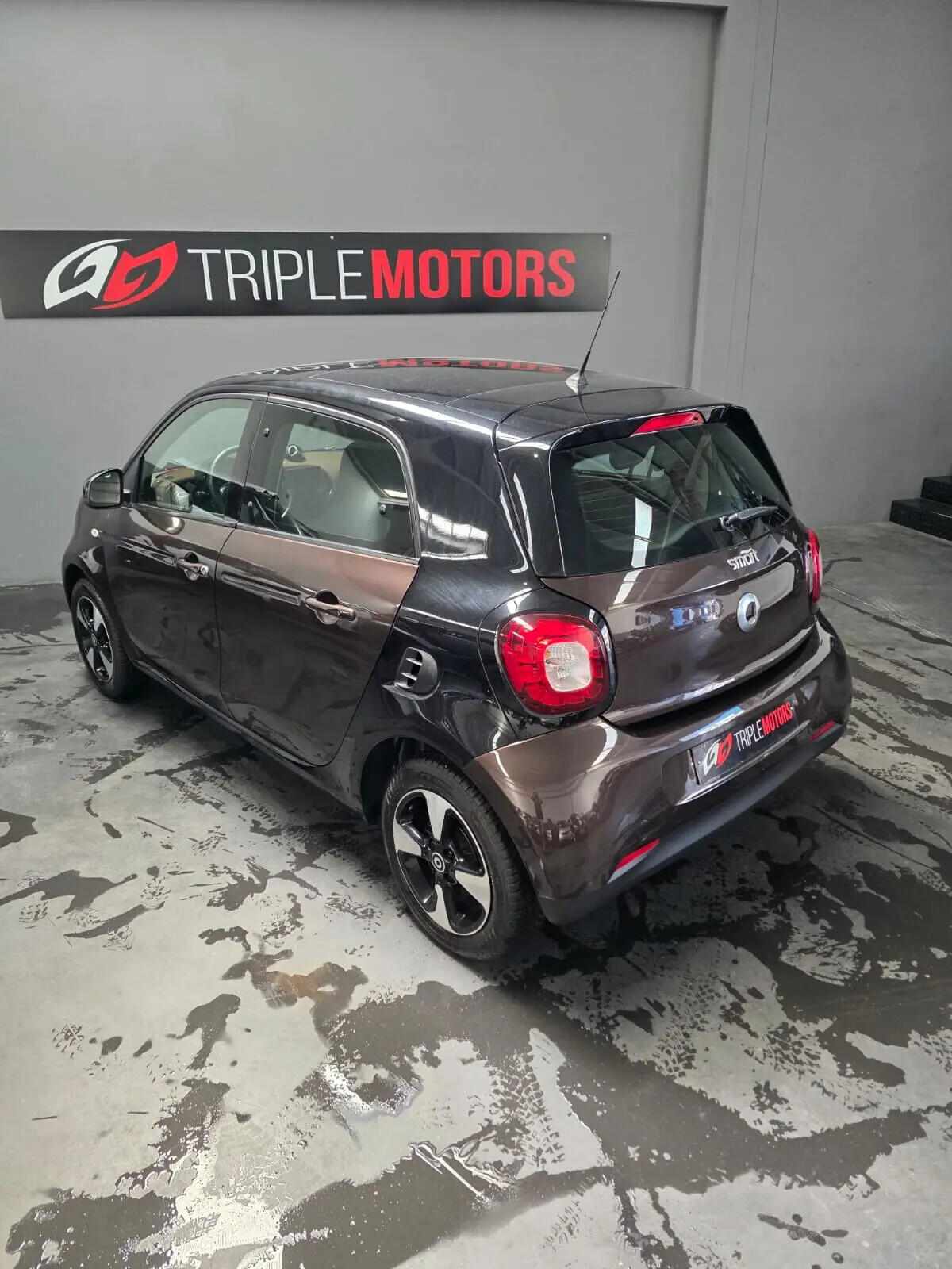 smart-forfour-2018-gasolina-898cc