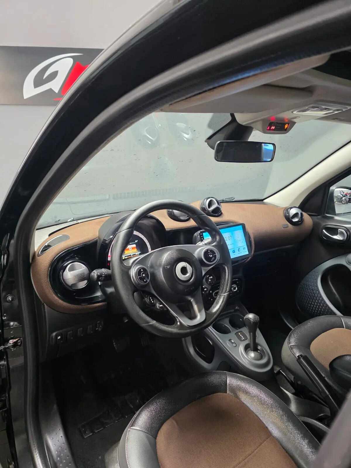 smart-forfour-2018-gasolina-898cc