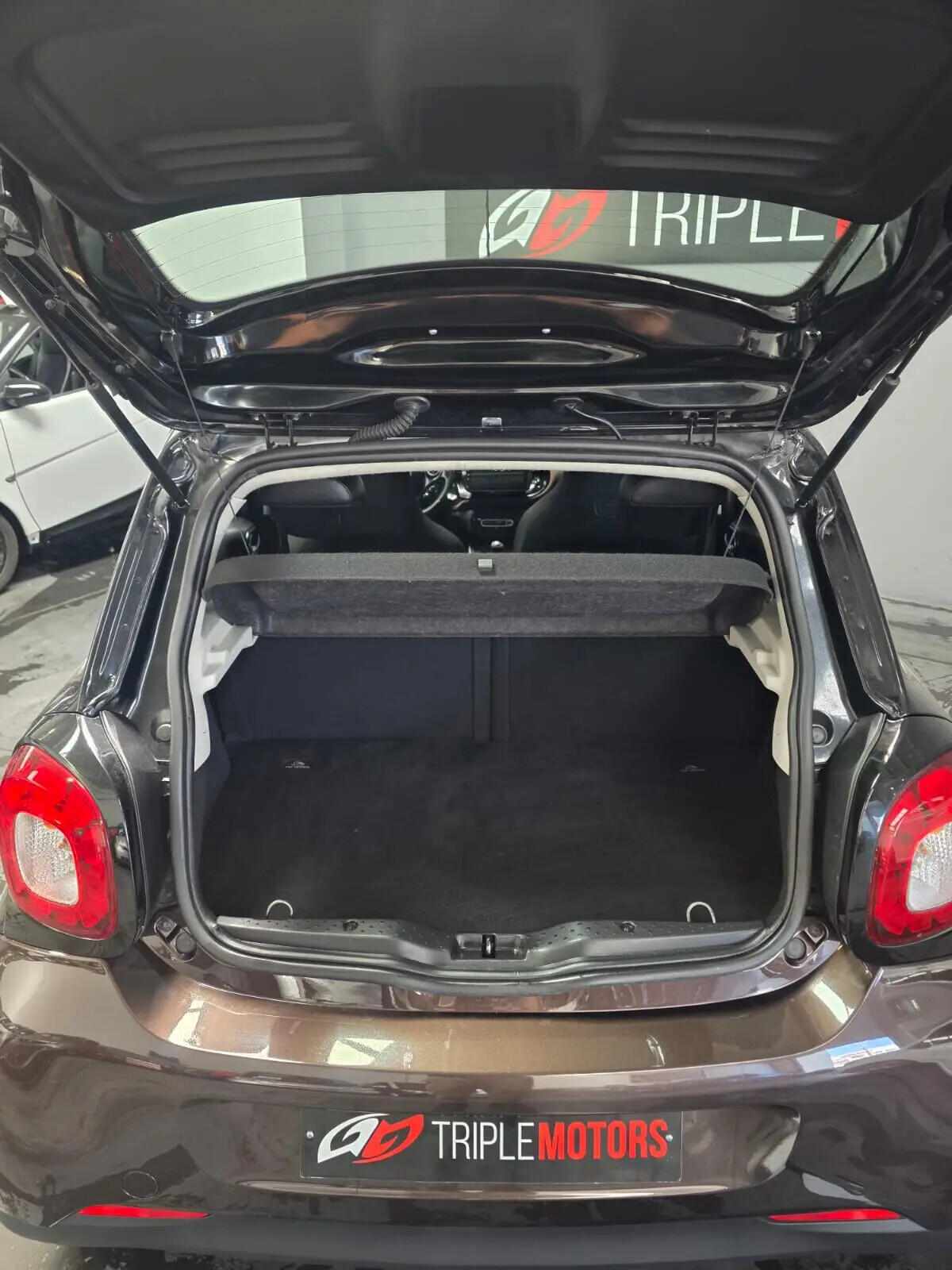 smart-forfour-2018-gasolina-898cc