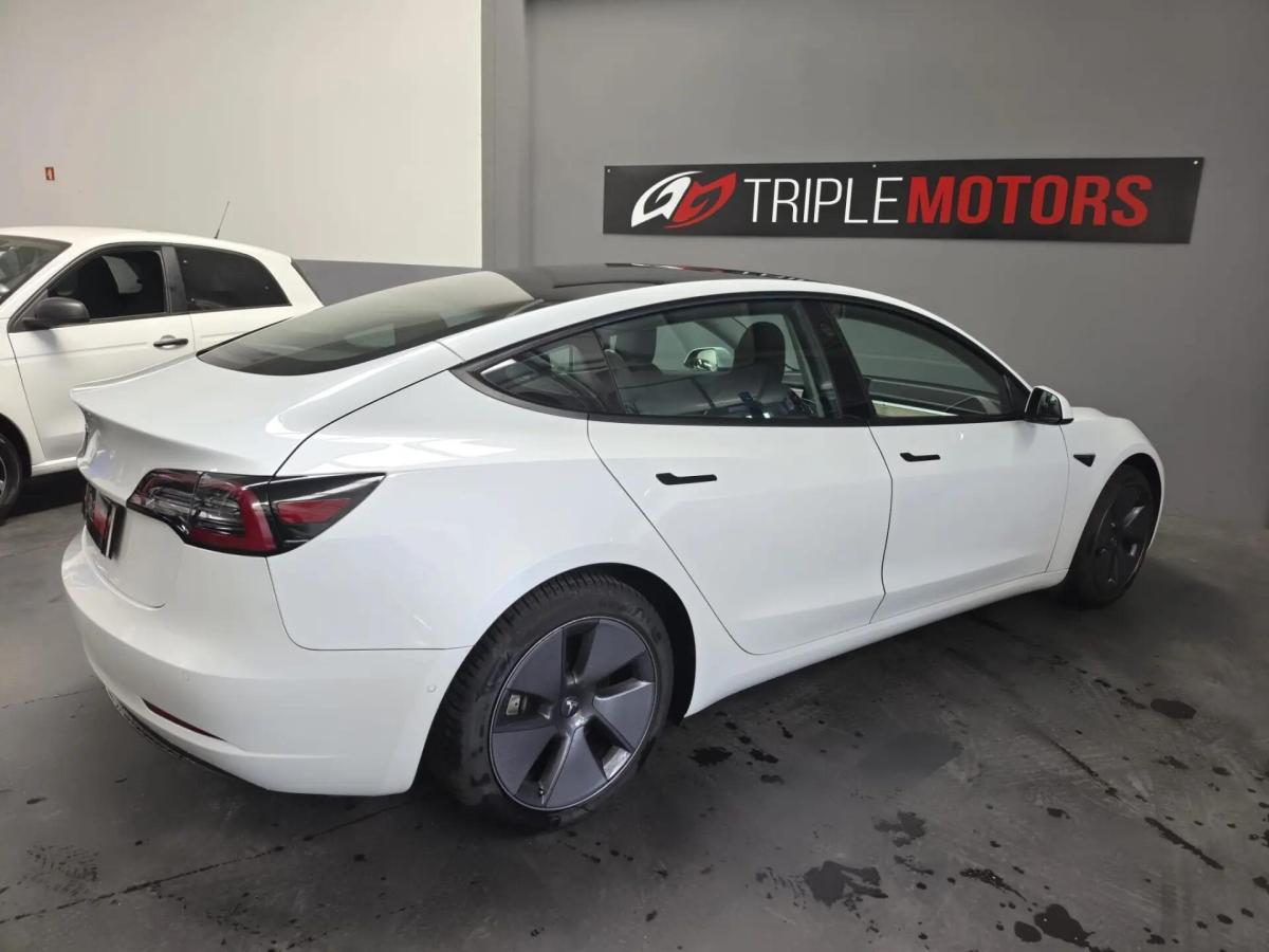 tesla-model-3-2021-eletrico-0cc