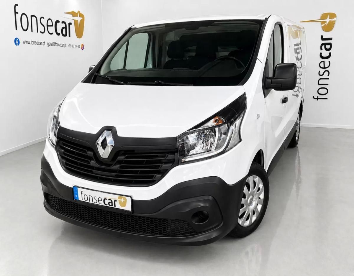 renault-trafic-2023-diesel-1598cc