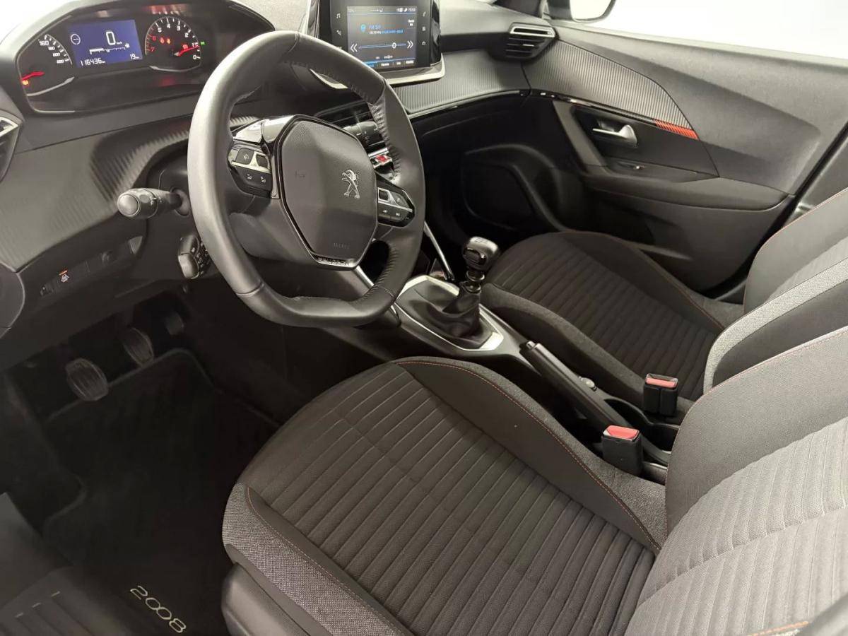 peugeot-2008-2022-diesel-1499cc