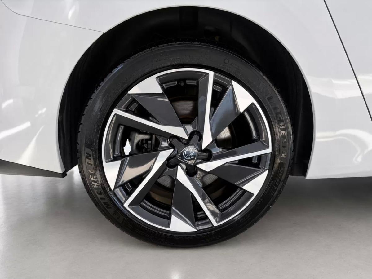 peugeot-308-sw-2024-hibrido-1598cc