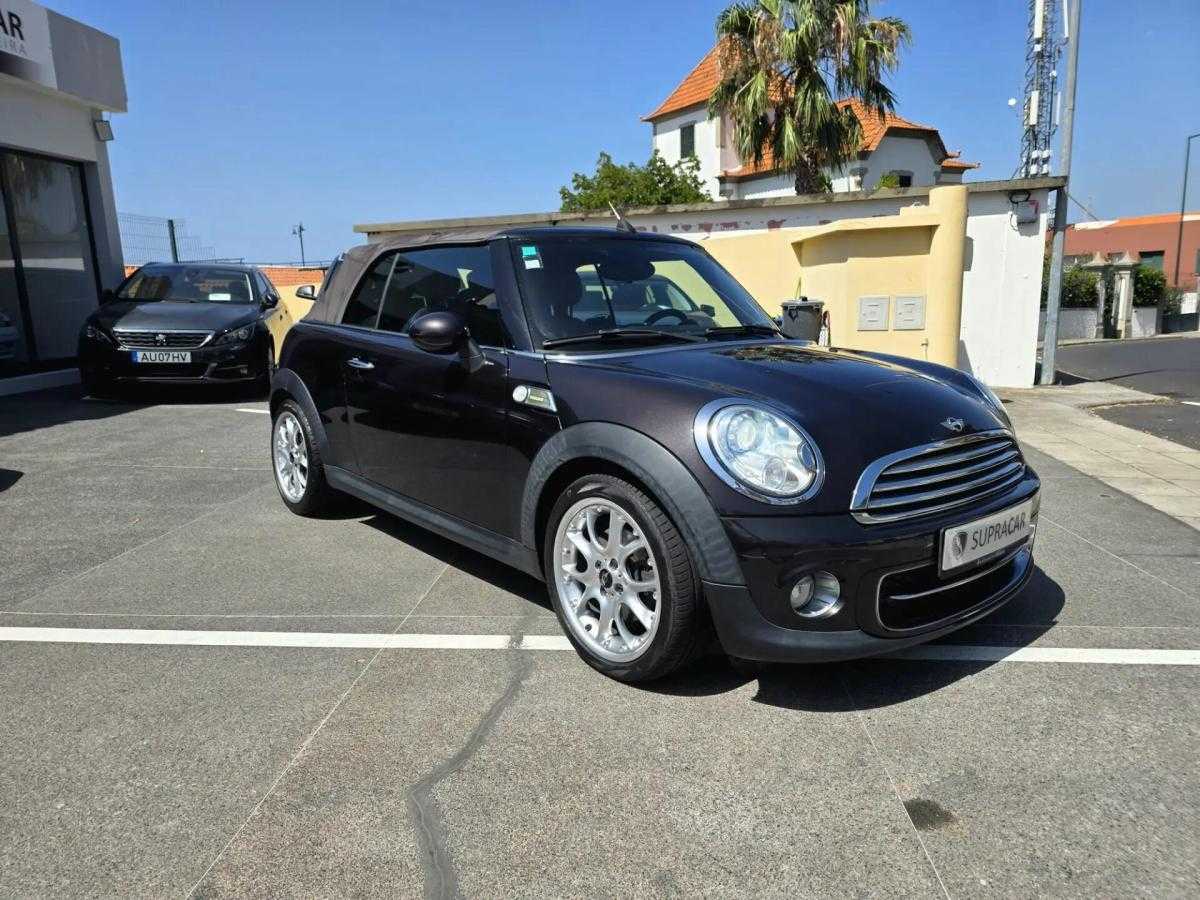 mini-cabrio-2012-diesel-1598cc