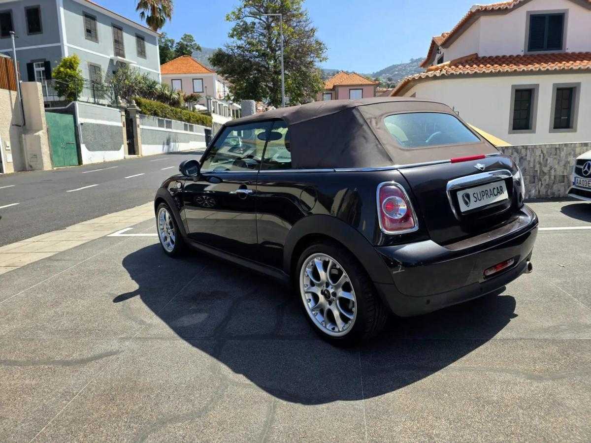 mini-cabrio-2012-diesel-1598cc