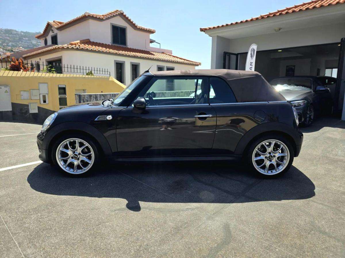 mini-cabrio-2012-diesel-1598cc