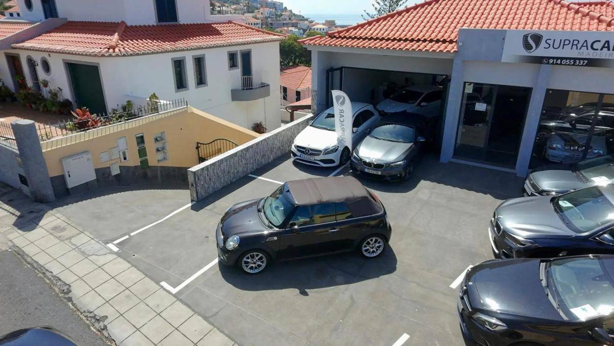 mini-cabrio-2012-diesel-1598cc