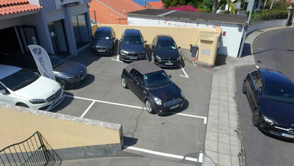 mini-cabrio-2012-diesel-1598cc
