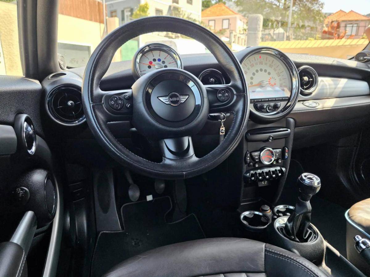 mini-cabrio-2012-diesel-1598cc