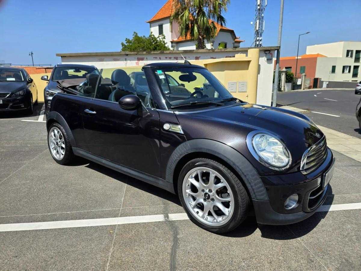 mini-cabrio-2012-diesel-1598cc