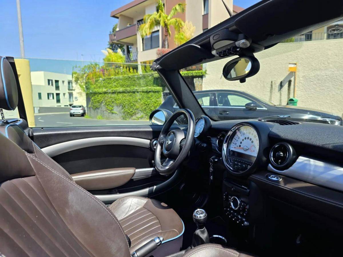 mini-cabrio-2012-diesel-1598cc