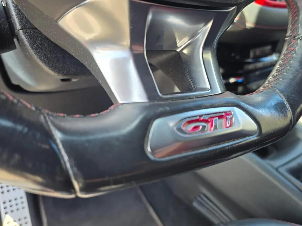 peugeot-208-2013-gasolina-1598cc