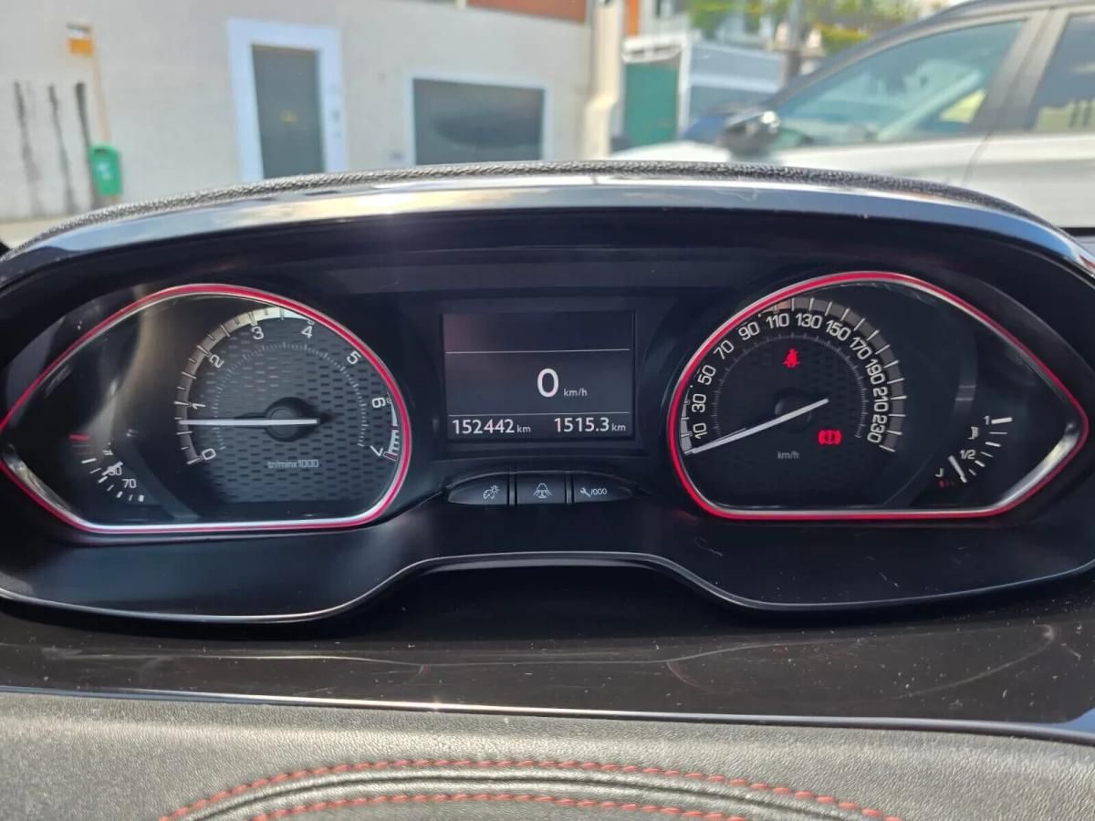 peugeot-208-2013-gasolina-1598cc