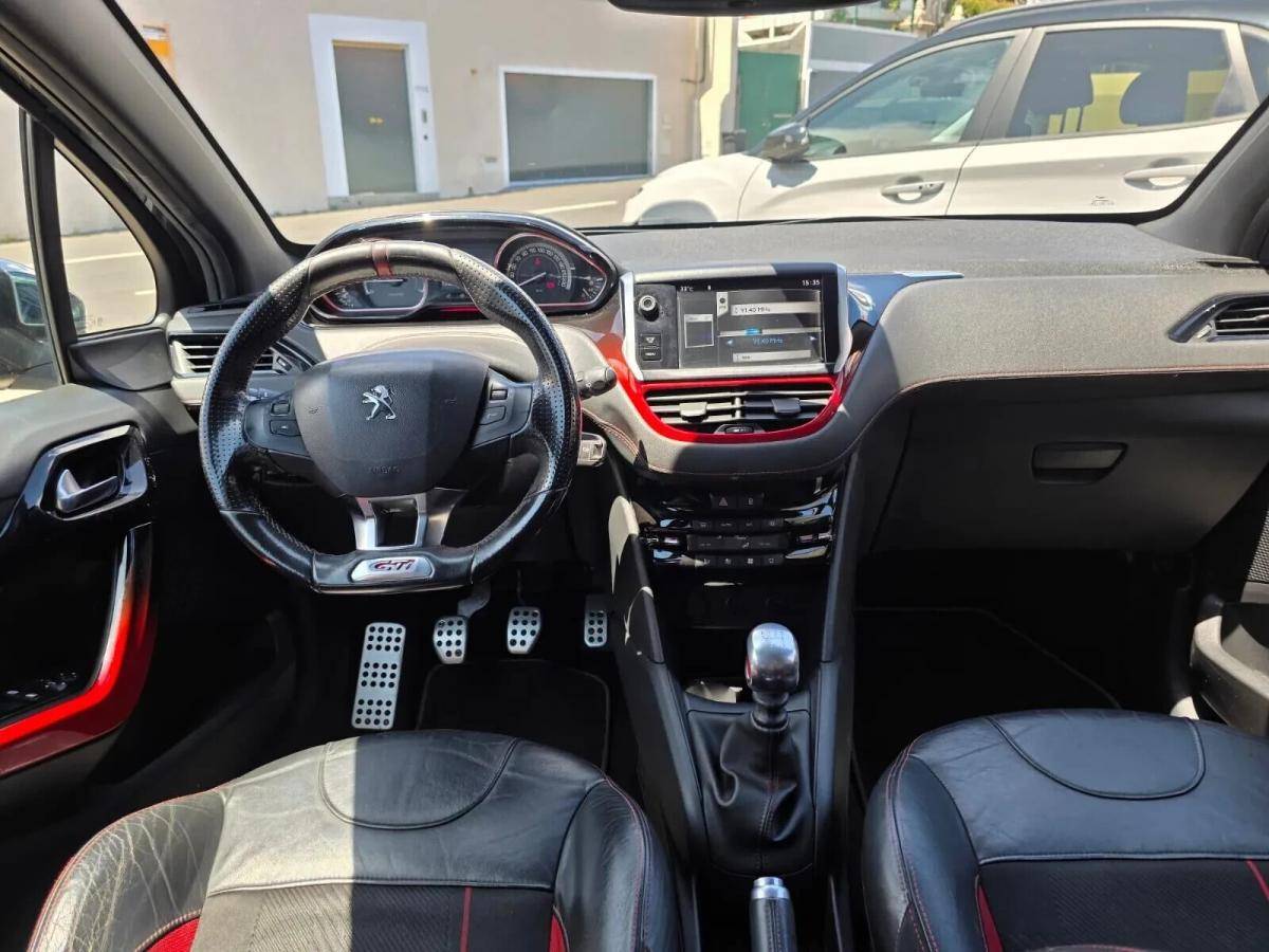 peugeot-208-2013-gasolina-1598cc
