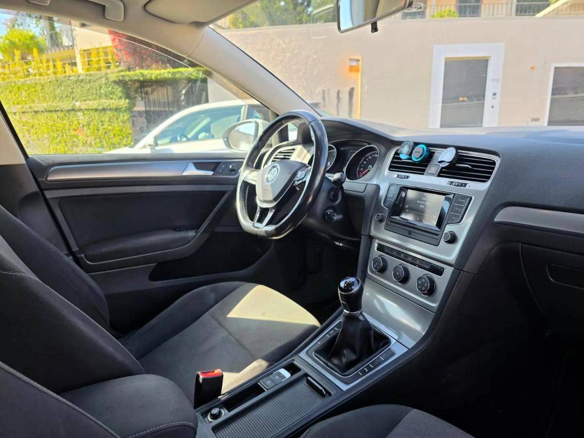 volkswagen-golf-2016-diesel-1598cc