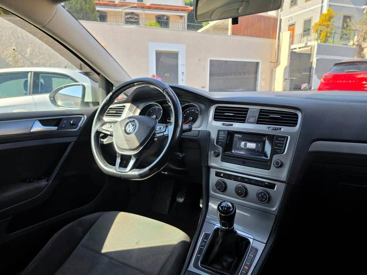 volkswagen-golf-2016-diesel-1598cc