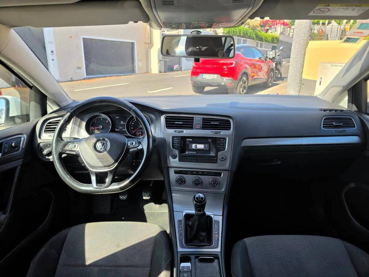 volkswagen-golf-2016-diesel-1598cc