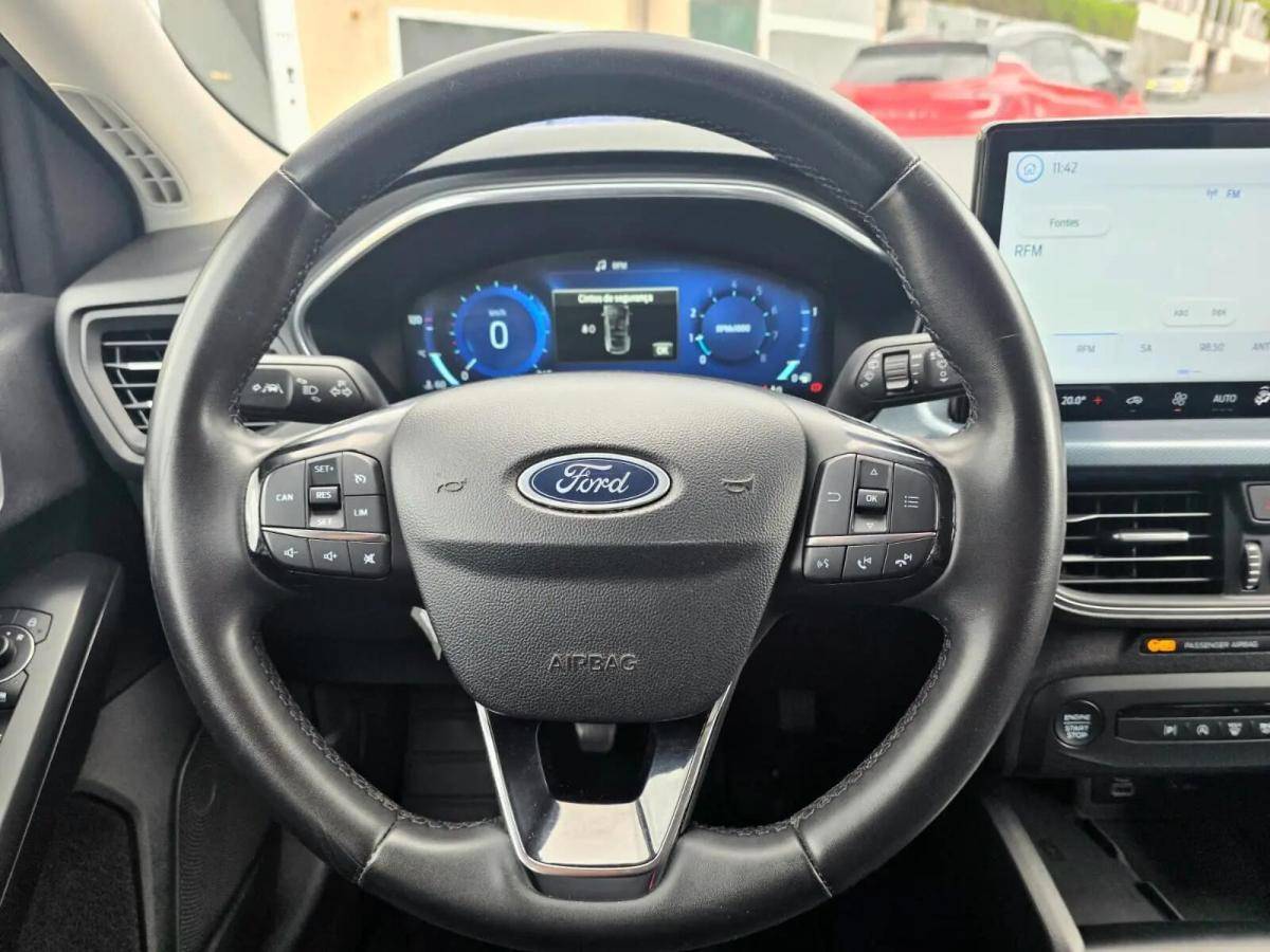 ford-focus-2023-gasolina-998cc
