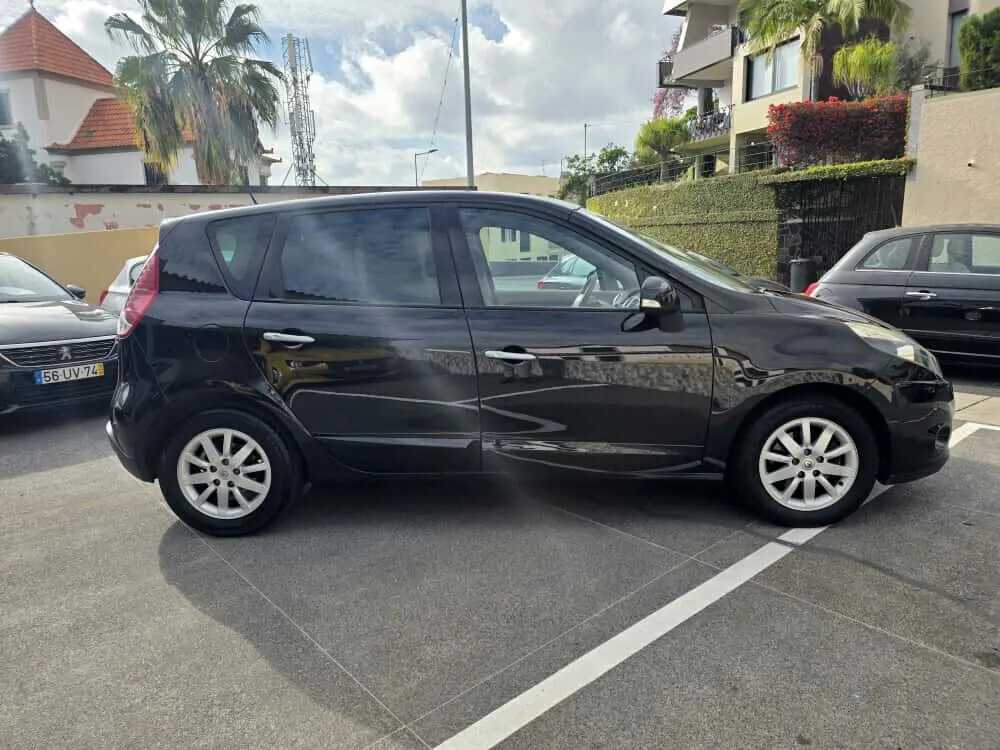 renault-grand-scenic-2010-diesel-1461cc