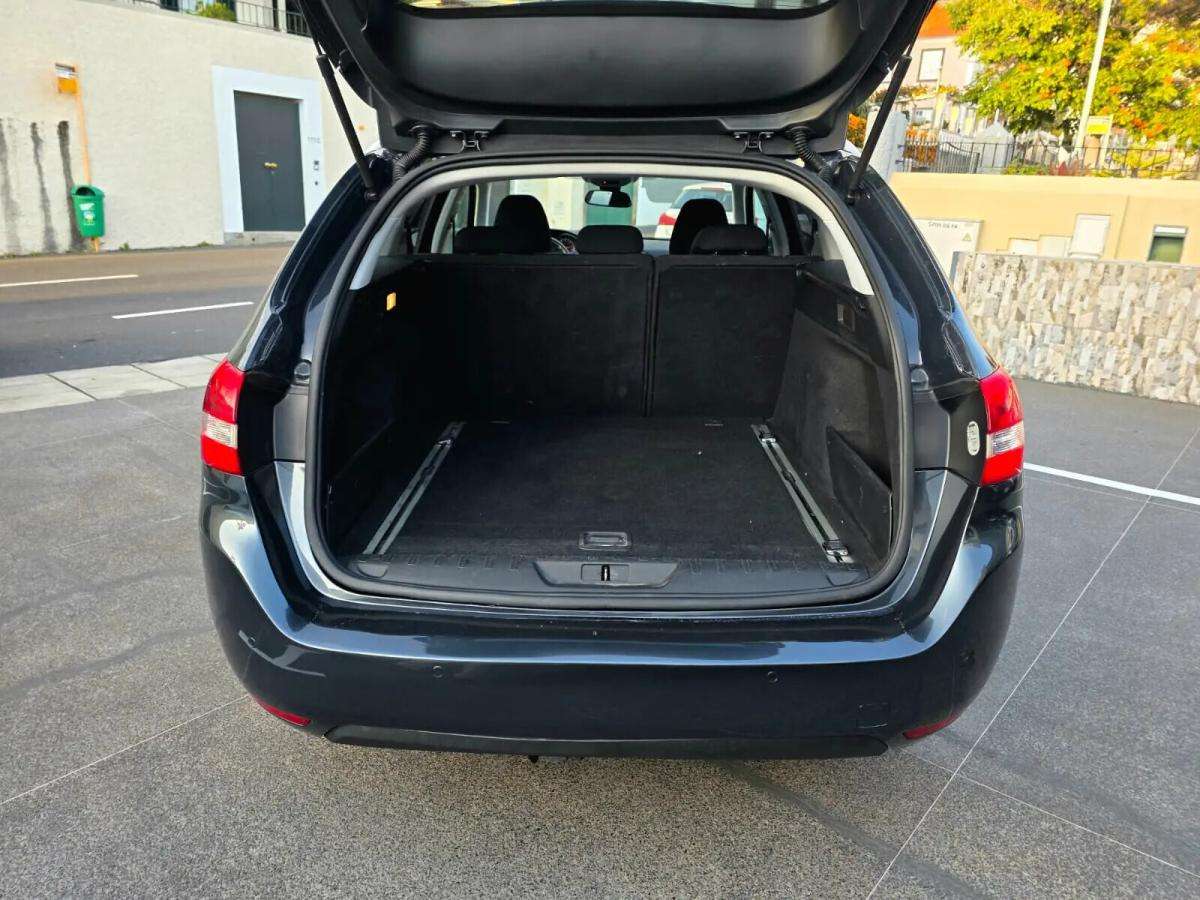 peugeot-308-2018-diesel-1499cc