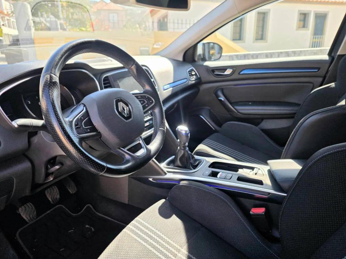 renault-megane-2017-diesel-1461cc