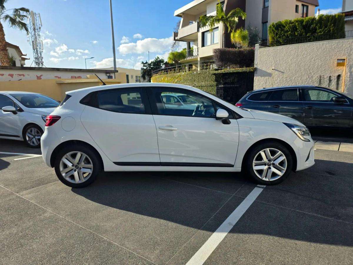 renault-clio-2022-diesel-1461cc