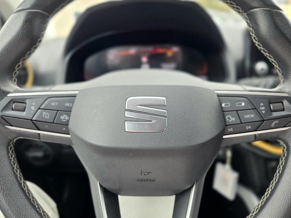 seat-arona-2024-gasolina-999cc
