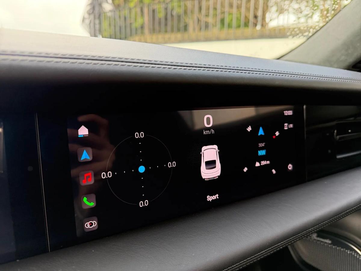 porsche-taycan-2020-eletrico-0cc
