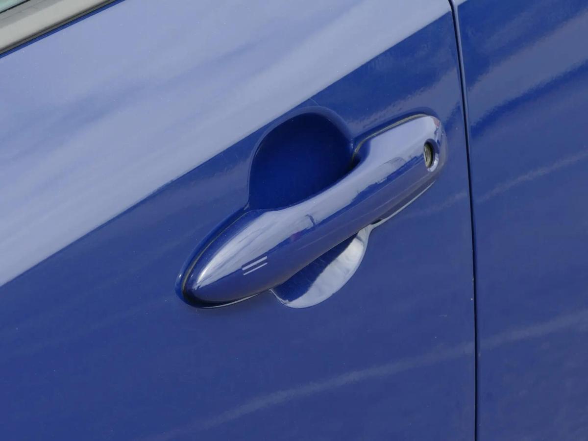 toyota-corolla-2019-hibrido-a-gasolina-1798cc