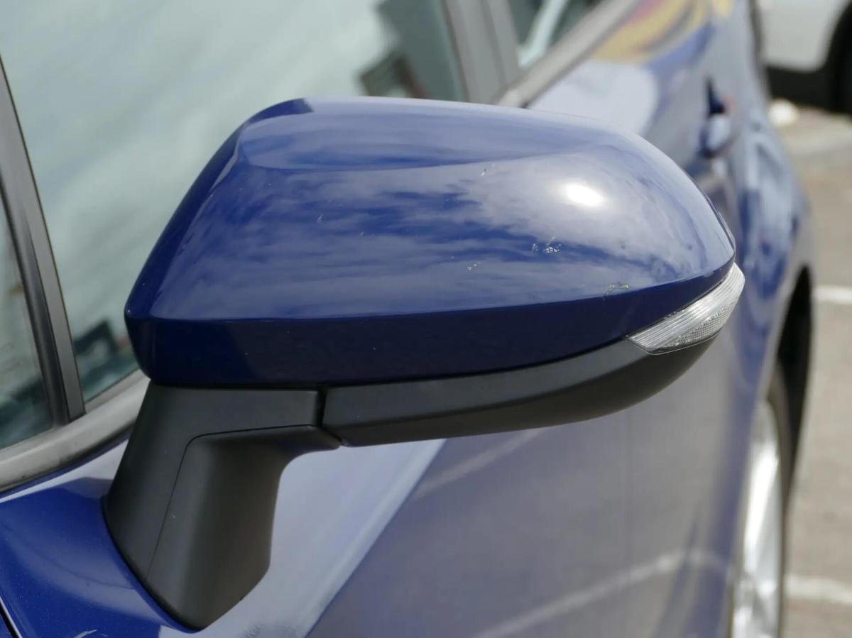 toyota-corolla-2019-hibrido-a-gasolina-1798cc