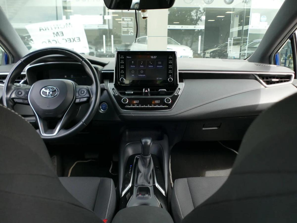 toyota-corolla-2019-hibrido-a-gasolina-1798cc