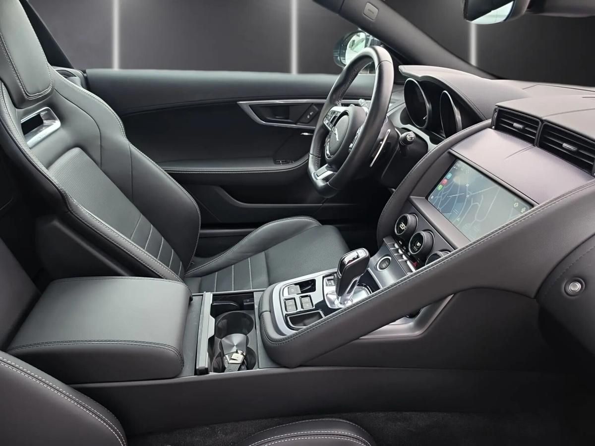 jaguar-f-type-2019-gasolina-1997cc