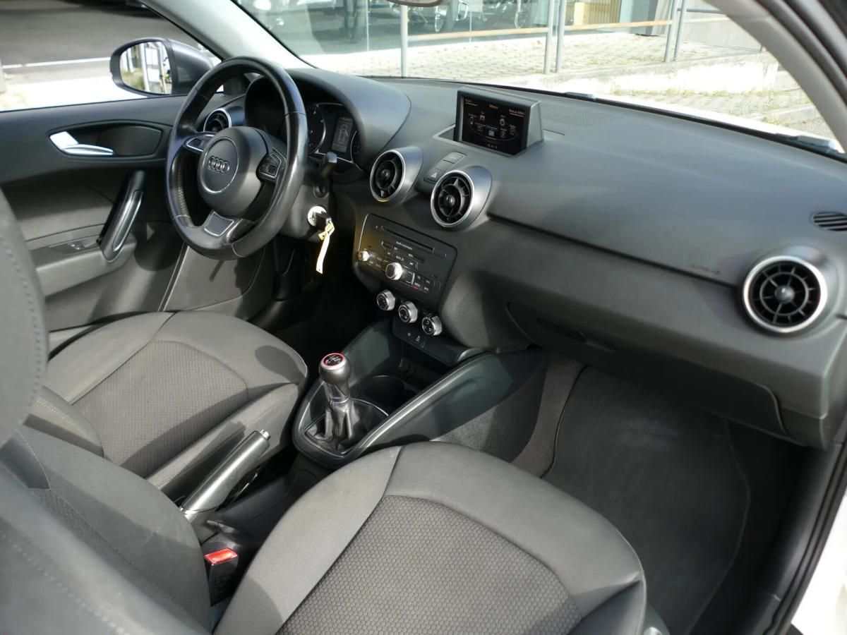 audi-a1-2011-diesel-1598cc