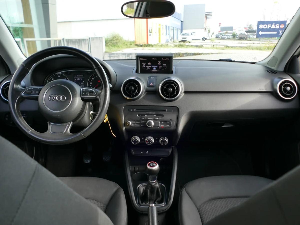 audi-a1-2011-diesel-1598cc