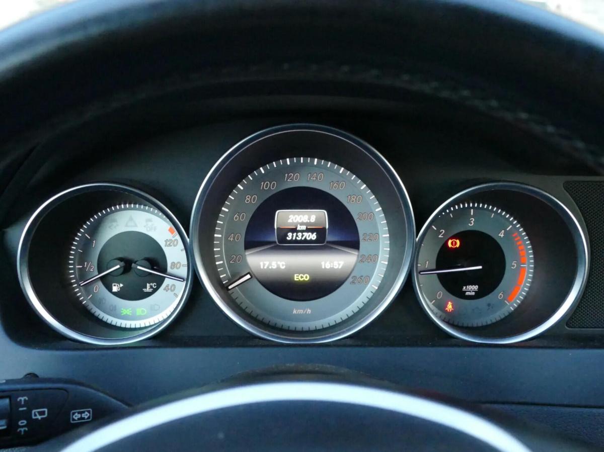 mercedes-benz-classe-c-c-250-cdi-2014-diesel-2143cc