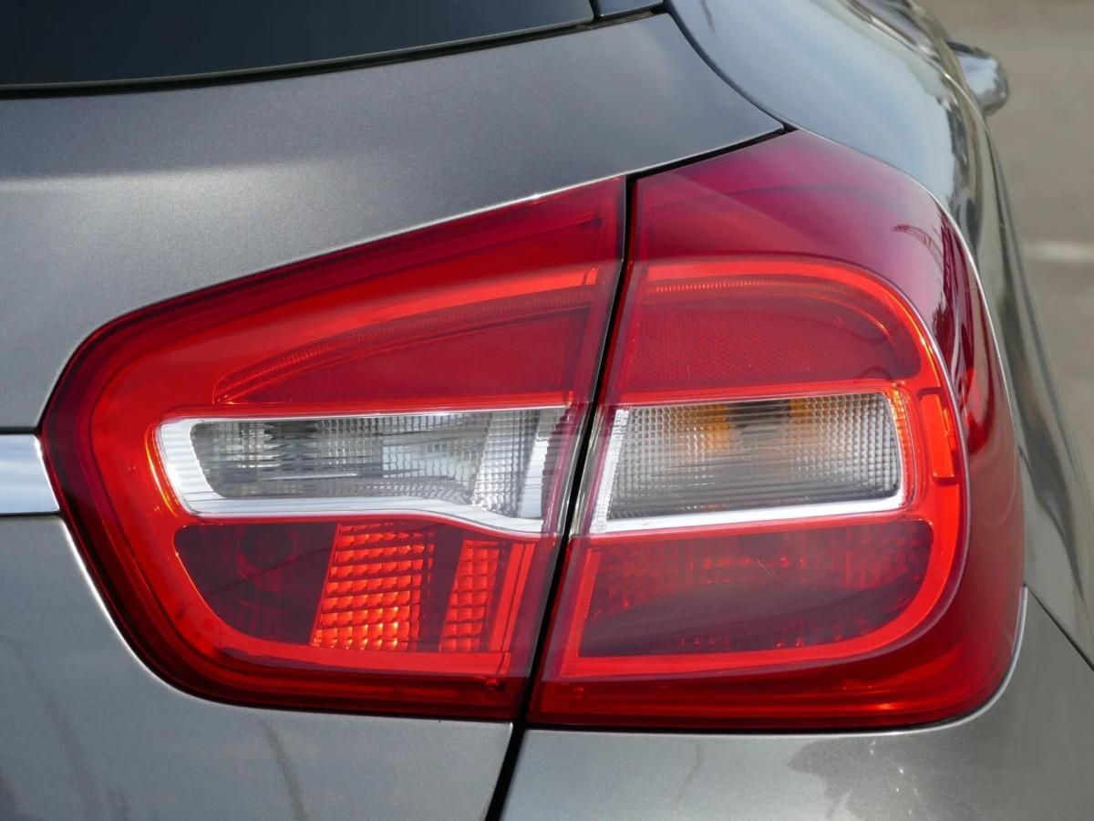 mercedes-benz-gla-2017-diesel-1461cc