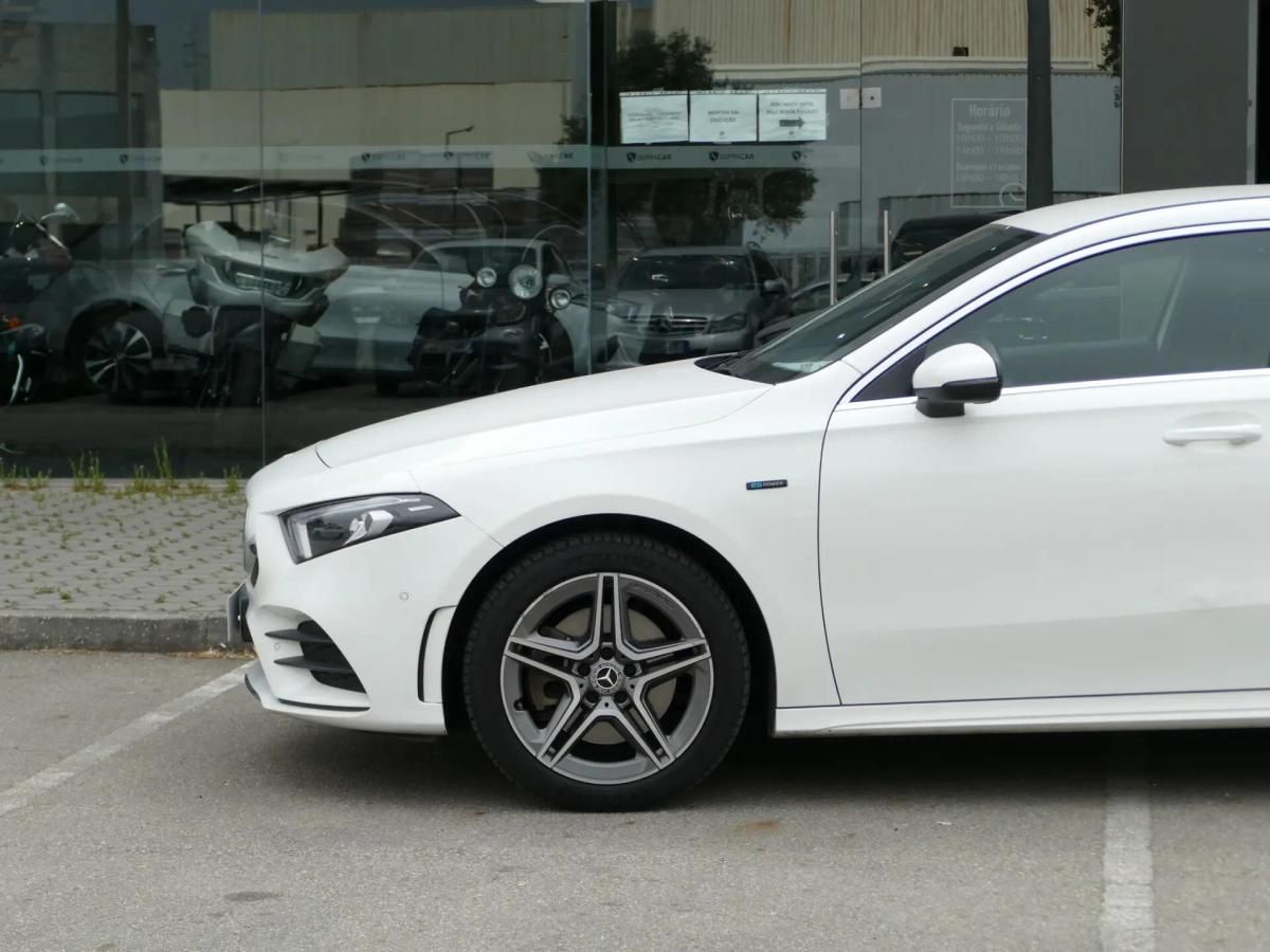 mercedes-benz-classe-a-2020-hibrido-a-gasolina-1332cc