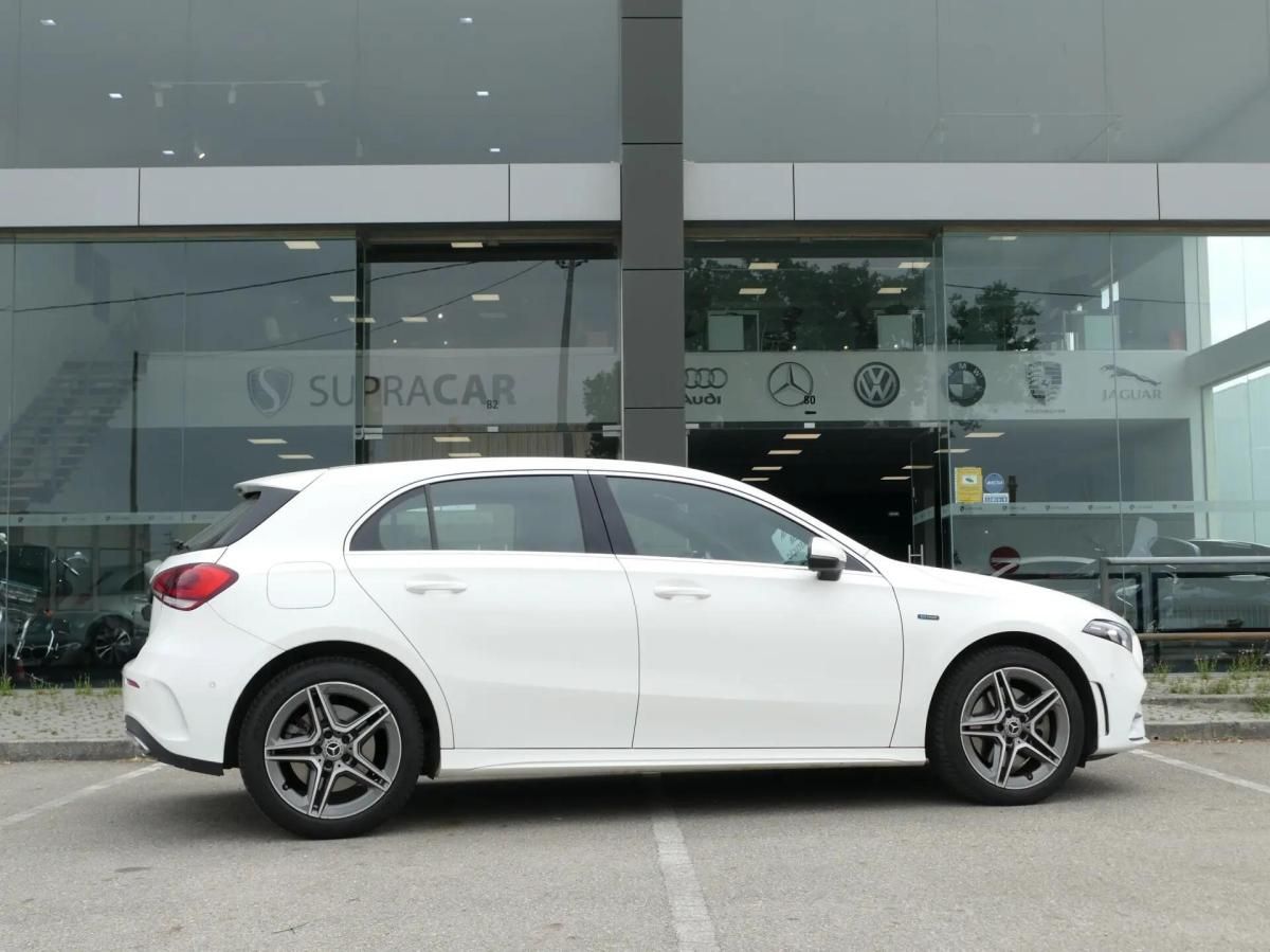 mercedes-benz-classe-a-2020-hibrido-a-gasolina-1332cc