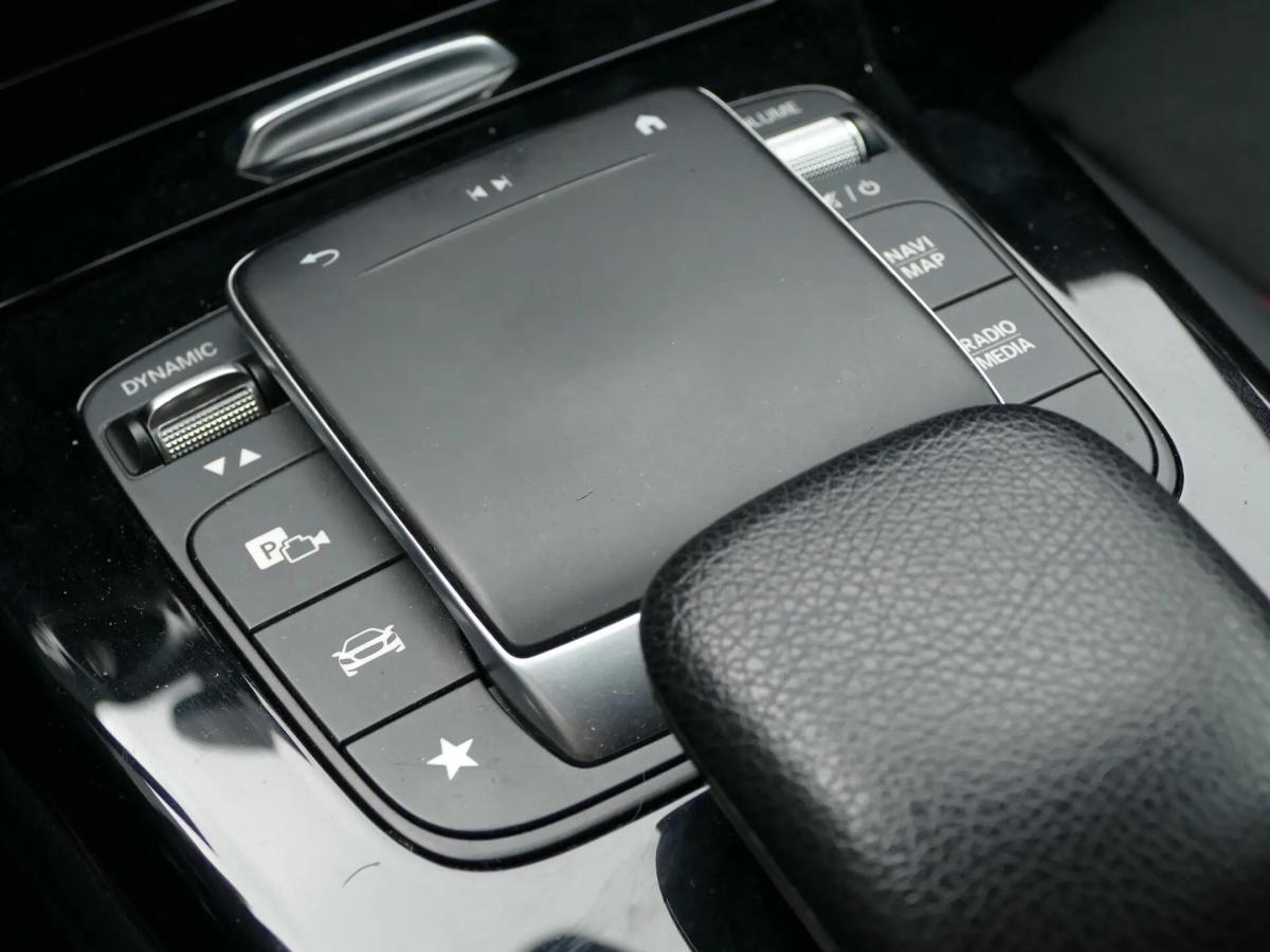 mercedes-benz-classe-a-2020-hibrido-a-gasolina-1332cc
